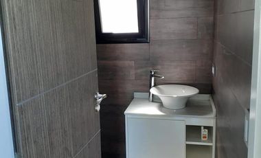 Casa - Terralagos - Temporada completa - Canning - Country - Barrio con Laguna