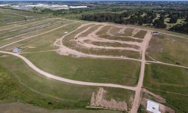 Terreno en venta - 600mts2 totales - Zarate Golf Park