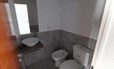 ALQUILO DUPLEX 3 DORMITORIOS EN CHACRA DEL NORTE