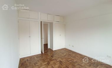 Piso 3 Amb. con Balcon y Vista Parcial al Rio