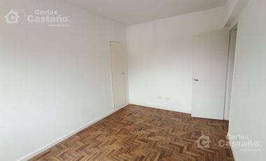 Piso 3 Amb. con Balcon y Vista Parcial al Rio