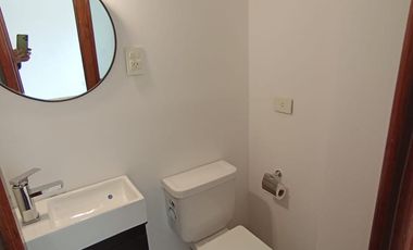 Piso 3 Amb. con Balcon y Vista Parcial al Rio