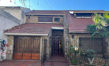 Casa en Lomas de Zamora Este