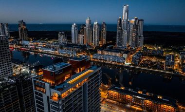 Studio en alquiler temporario, en Quartier del Bajo. Torre 1 .
