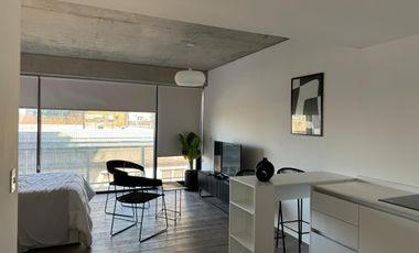 Studio en alquiler temporario, en Quartier del Bajo. Torre 1 .