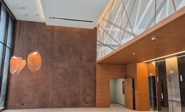 Studio en alquiler temporario, en Quartier del Bajo. Torre 1 .