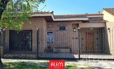 Casa de 3 dormitorios en venta en Monte Grande