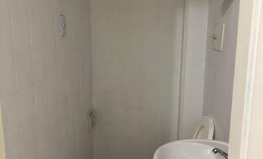 Galpón en alquiler - 2 Oficinas 3 Baños - 1.000Mts2 - Avellaneda