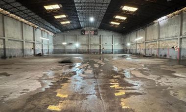 Galpón en alquiler - 2 Oficinas 3 Baños - 1.000Mts2 - Avellaneda