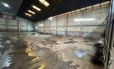 Galpón en alquiler - 2 Oficinas 3 Baños - 1.000Mts2 - Avellaneda