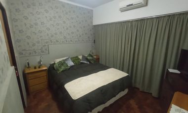 VENDE CASA EN CLAYPOLE