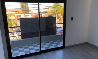 2 AMB *A ESTRENAR* con PATIO BALCÓN AL FTE