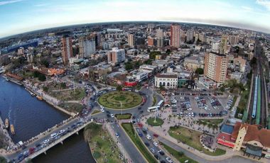 Departamento en ALQUILER Tigre Centro - Con cochera parrilla y balcón