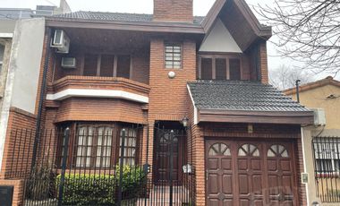 Casa en Banfield Este