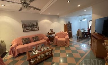 Casa en Banfield Este