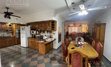 Casa en Banfield Este