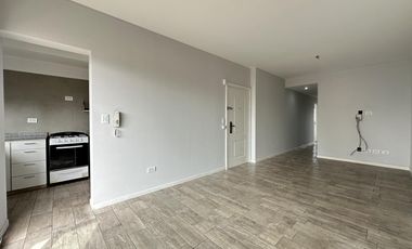 Departamento 3 ambientes con cochera en venta en Quilmes