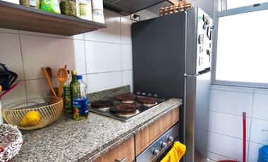 Departamento en arriendo c/ estacionamiento en Centro Histórico de Santiago