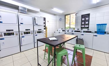 Departamento en arriendo c/ estacionamiento en Centro Histórico de Santiago