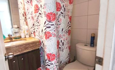 Departamento en arriendo c/ estacionamiento en Centro Histórico de Santiago