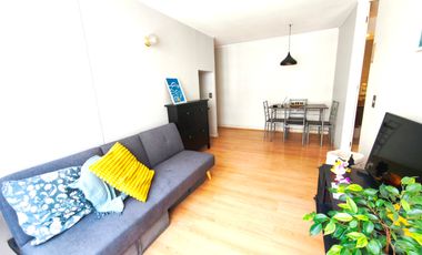 Departamento en arriendo c/ estacionamiento en Centro Histórico de Santiago