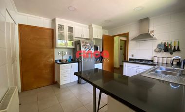 Casa en arriendo en Chicureo