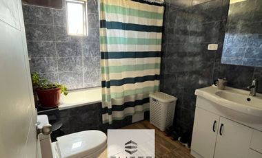 Casa en venta c/ estacionamiento en Mantagua 200/1800 m2