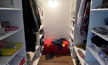 Casa en venta c/ estacionamiento en Mantagua 200/1800 m2