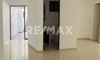 CASA EN RESIDENCIAL CONDADO DE SAYAVEDRA  - (3)