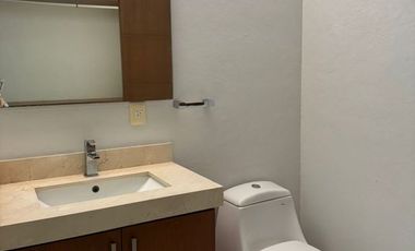 Casa en RENTA en COTO LA CEIBA