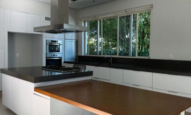 Casa en RENTA en COTO LA CEIBA