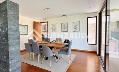 Casa en Arriendo en Av La dehesa