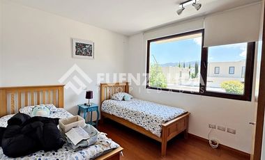 Casa en Arriendo en Av La dehesa