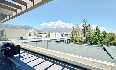 Casa en Arriendo en Av La dehesa