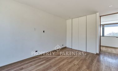 Piedra Roja, Iluminada y moderna casa