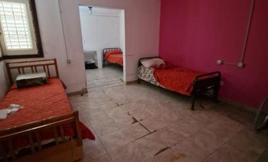 Casa en venta - 3 Dormitorios 2 Baños - Mar del Plata