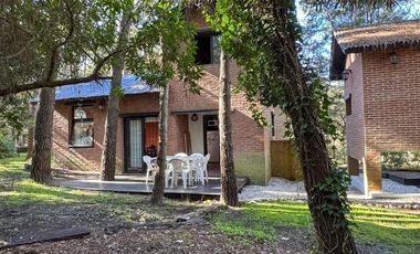 Casas en venta - 3 Dormitorios 2 Baños - Mar Azul