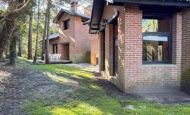 Casas en venta - 3 Dormitorios 2 Baños - Mar Azul