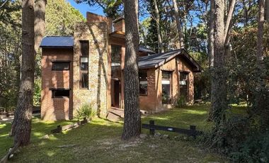Casas en venta - 3 Dormitorios 2 Baños - Mar Azul