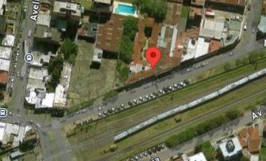 Departamento en venta - 2 Dormitorios 2 Baños - Local - 288Mts2 - Castelar, Morón