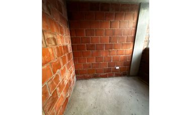 SE VENDE CASA B/FLORENCIA LA ITALIA PALMIRA