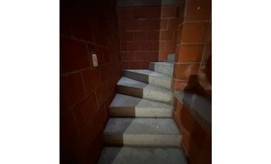 SE VENDE CASA B/FLORENCIA LA ITALIA PALMIRA