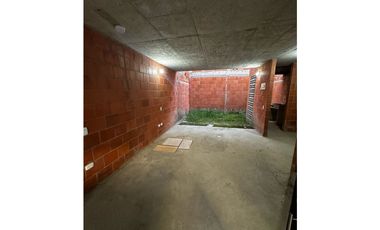 SE VENDE CASA B/FLORENCIA LA ITALIA PALMIRA