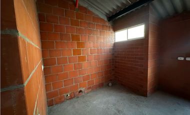 SE VENDE CASA B/FLORENCIA LA ITALIA PALMIRA