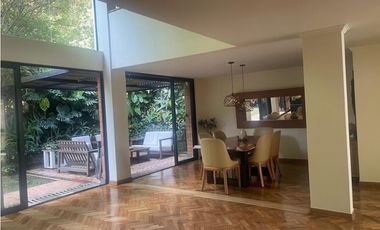 Casa en Venta en El Poblado sector San Lucas