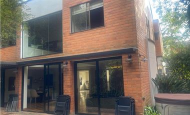 Casa en Venta en El Poblado sector San Lucas