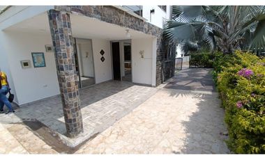 CASA EN SOPETRAN EN UNIDAD CERRADA