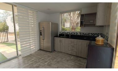 CASA EN SOPETRAN EN UNIDAD CERRADA