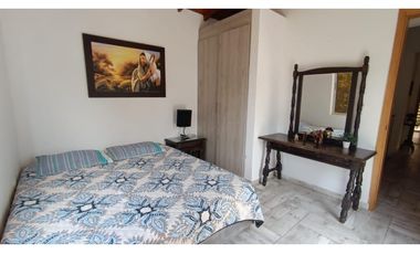 CASA EN SOPETRAN EN UNIDAD CERRADA