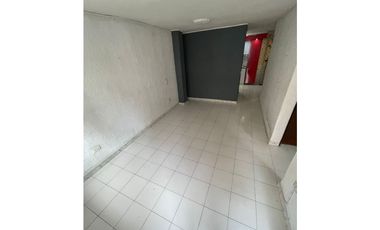 SE RENTA CASA EN BELMONTE